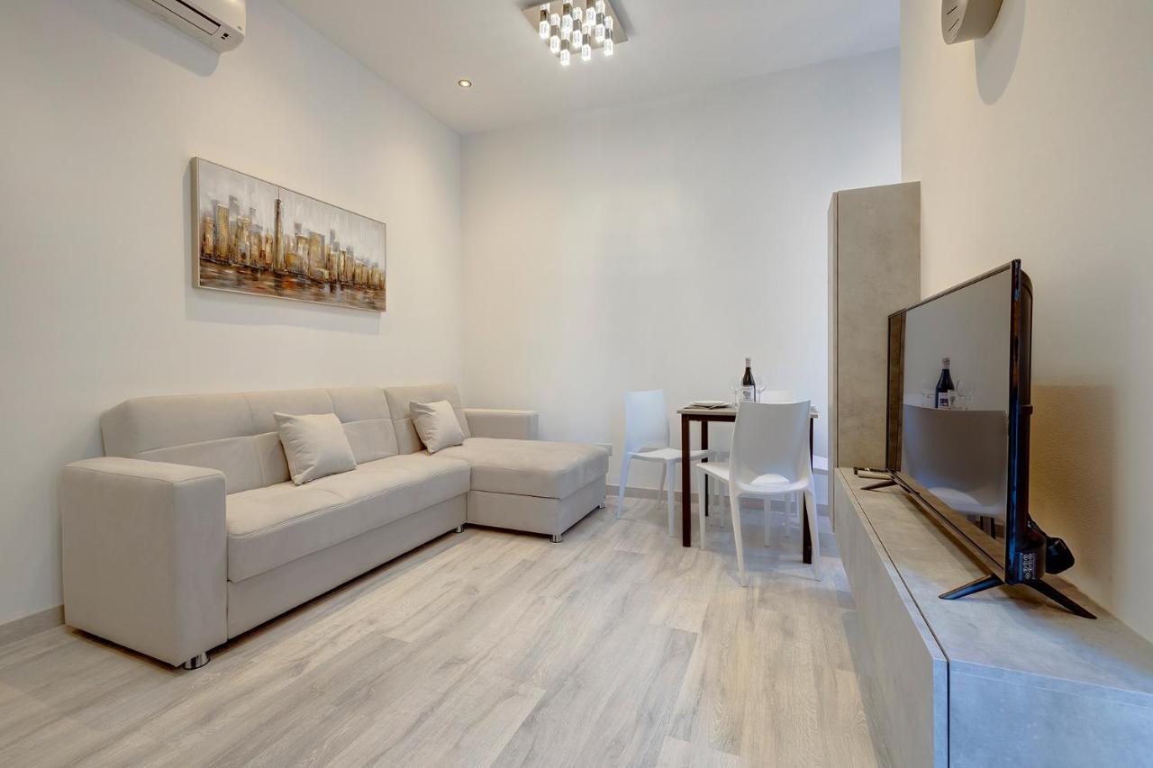 Modern Apartment In The Best Area Of Слима Экстерьер фото