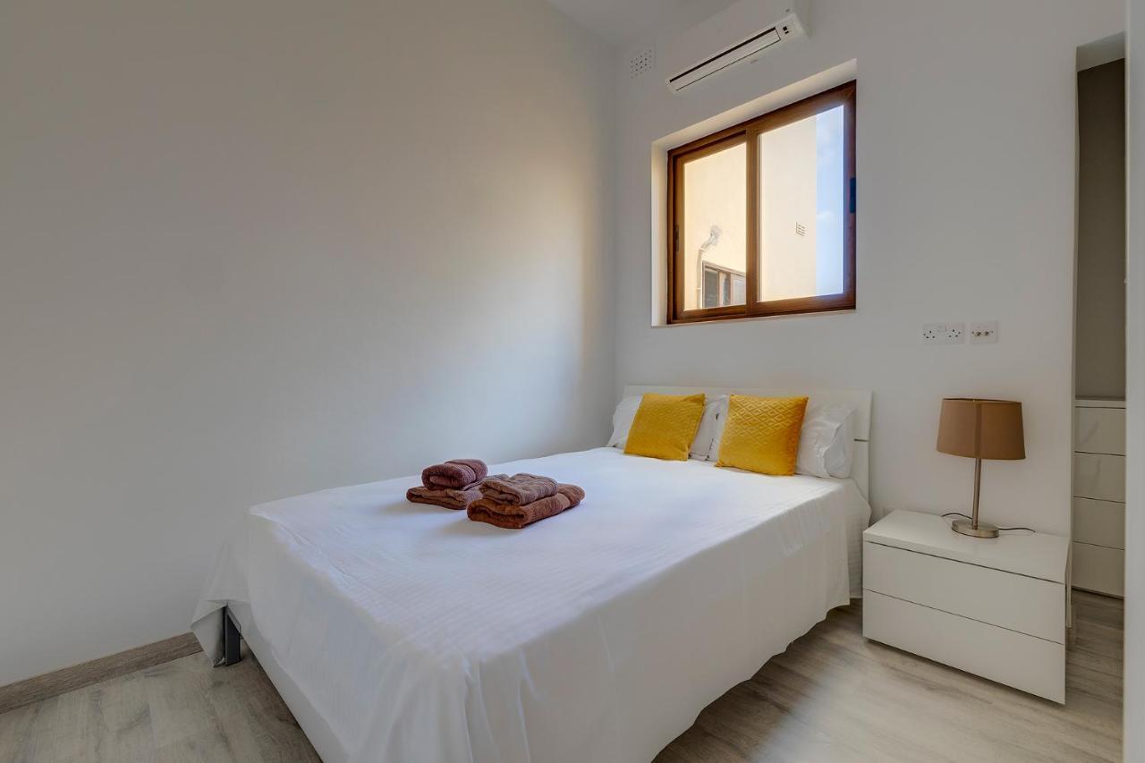 Modern Apartment In The Best Area Of Слима Экстерьер фото